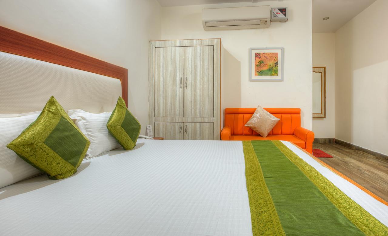 Treebo Trend The Lily Hotel Rishikesh Exterior photo