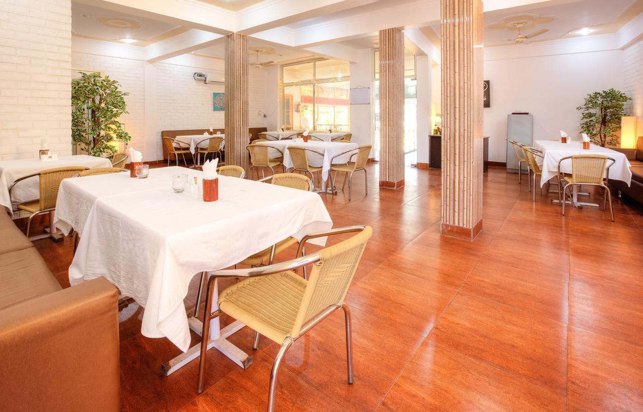 Treebo Trend The Lily Hotel Rishikesh Exterior photo
